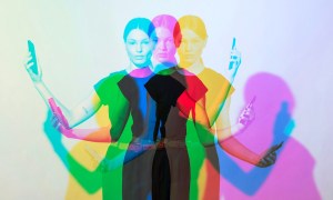 Social Media Overhaul Platforms to Separate Human, AI Content