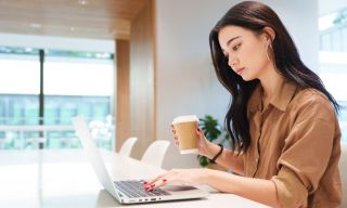 More Than 60% of Consumers Now Start Daily Tasks With AI