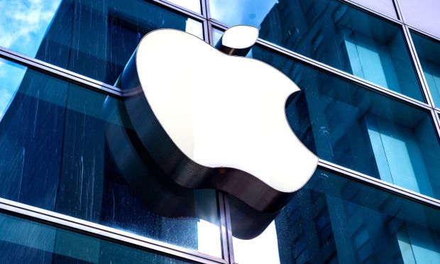 Apple’s Executive Exits Could Include Hardware Chief