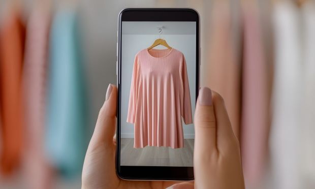 Stitch Fix Says AI Images Support Growth as Customers Share Them 