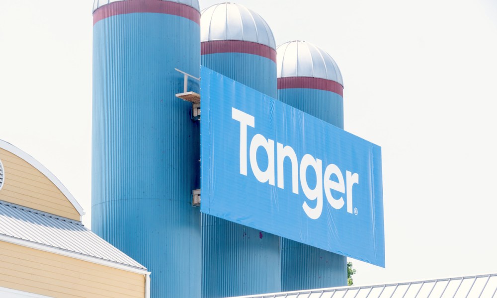 Tanger-retail-holiday-shopping