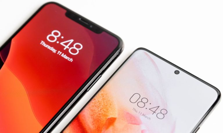 Apple and Samsung Oppose India's Smartphone Source Code-Sharing Rule