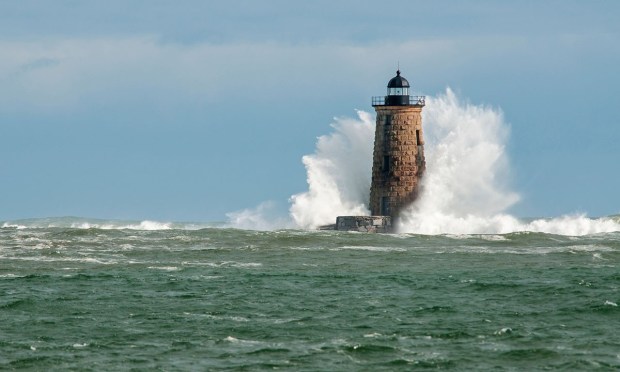 Fed Beige Book Shows Consumers Resilient Despite Uncertainty