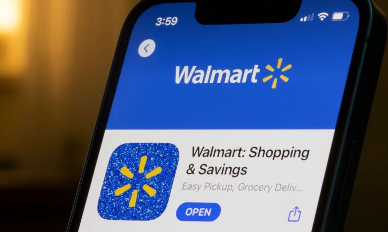 Walmart’s Closing the Amazon Online Sales Gap