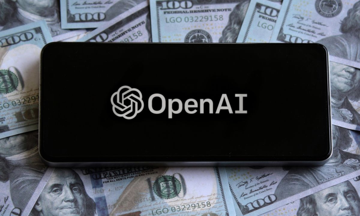 OpenAI Data Center Plans Questioned After Revenue Miss