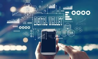 Banks and Stablecoin Wallets Battle for Digital Cash’s Front Door