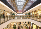 America’s Malls Split in Two After the Holidays