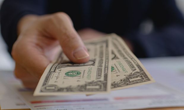 New York Requires Retailers to Accept Cash Payments