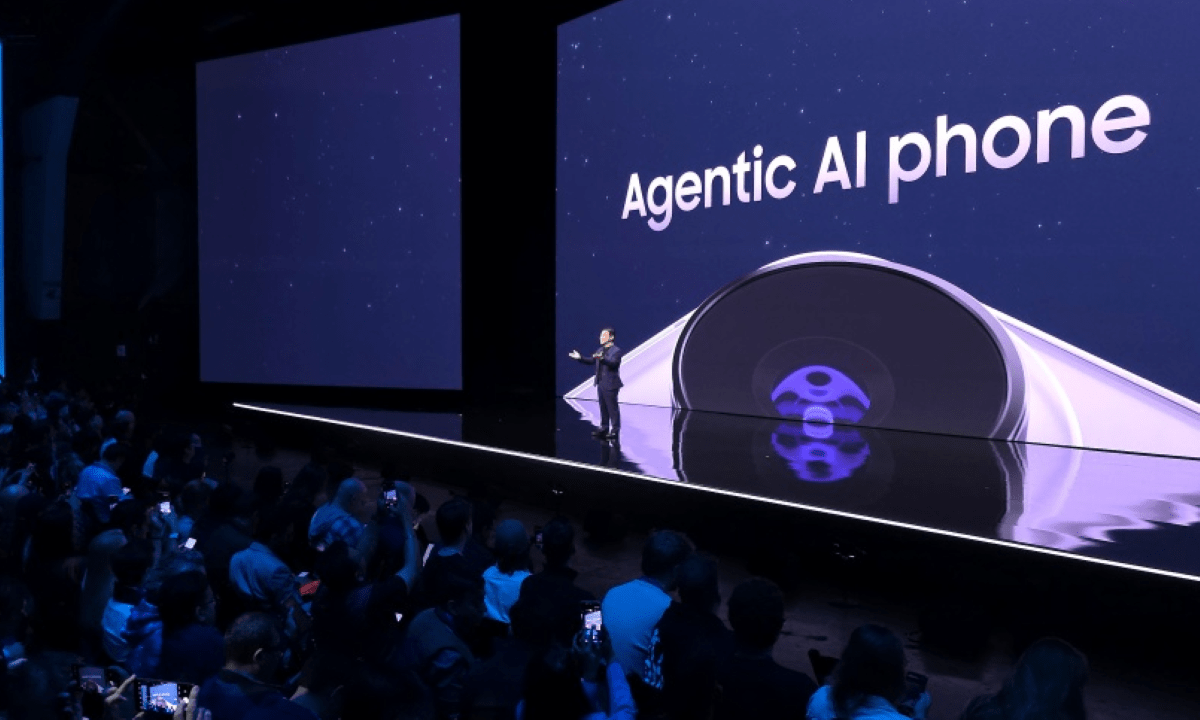 Samsung and Perplexity Push New Agentic Tools Into Phones and the Cloud