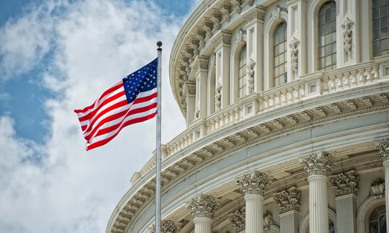 Lawmakers Press Bank Regulators on Tech Rules and Delays