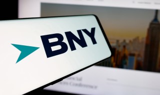 BNY Accelerates Stablecoin Push via Expanded Circle Relationship
