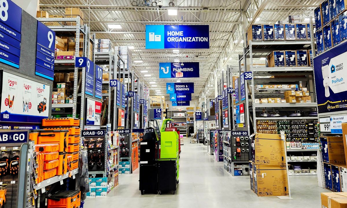 Lowe’s Thinks Smarter Shelves Can Win the Pro Customer