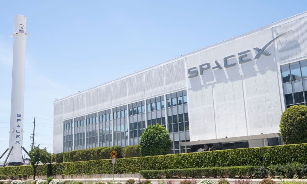 SpaceX Grok