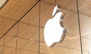 Apple Cuts Vision Pro Roles to Focus on Smart Glasses Push