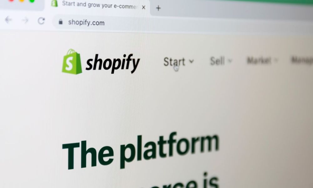 Shopify Thrive Capital
