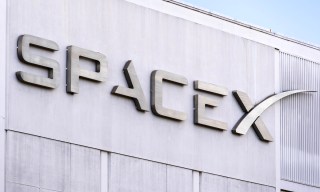 SpaceX Investors Get Preview of Musk’s AI Handset