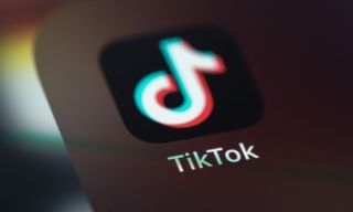 TikTok Unleashes AI Agents on Its Ad Platform 
