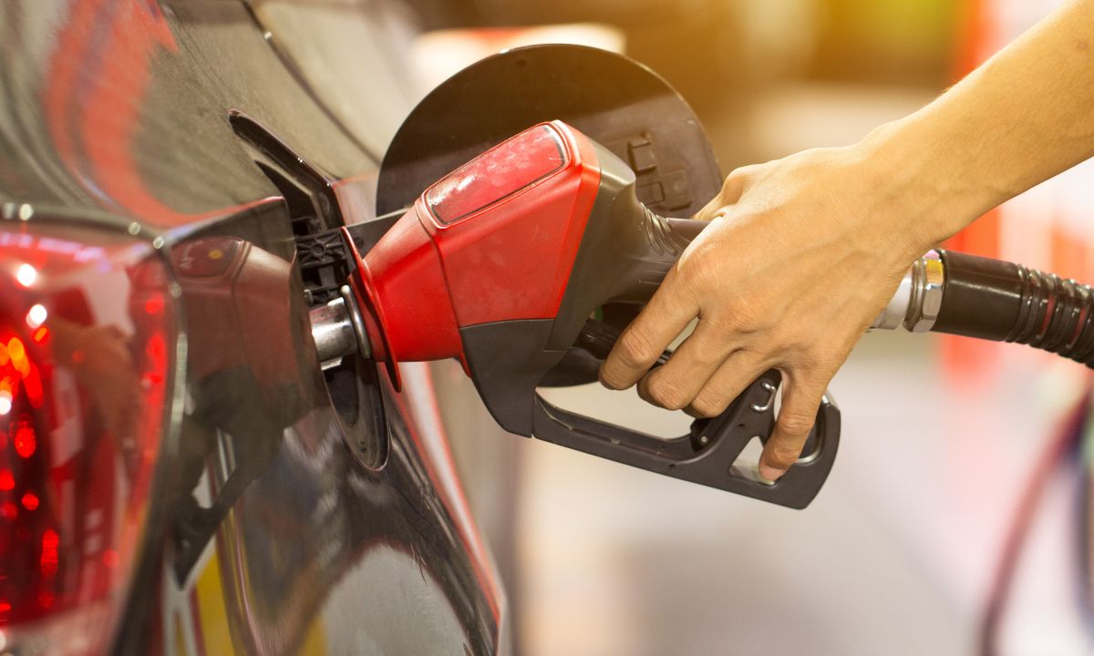 California Consumers Sue Gas Stations Over AI Price Fixing .. PYMNTS.com California Consumers Sue Gas Stations Over AI Price Fixing .. PYMNTS.com