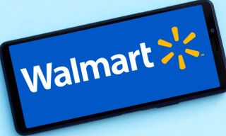 Walmart Curbs Employee AI Use as Demand Spikes