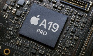 Apple Plans Price Hikes as AI Companies Drive Up Chip Costs