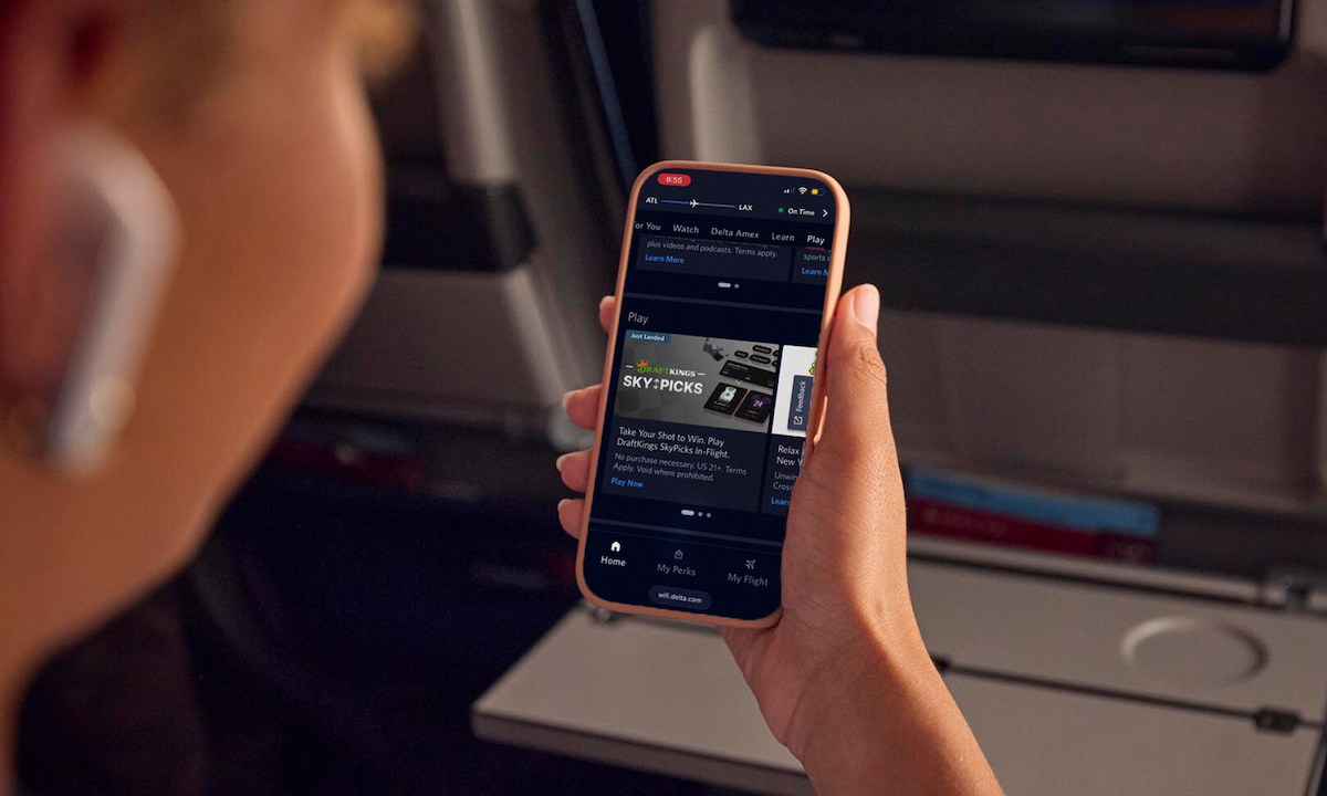 Delta and DraftKings Add Sports Contests to In-Flight Entertainment