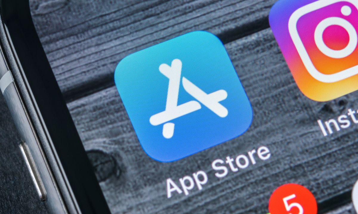 Apple Veteran Phil Schiller Exits App Store Role