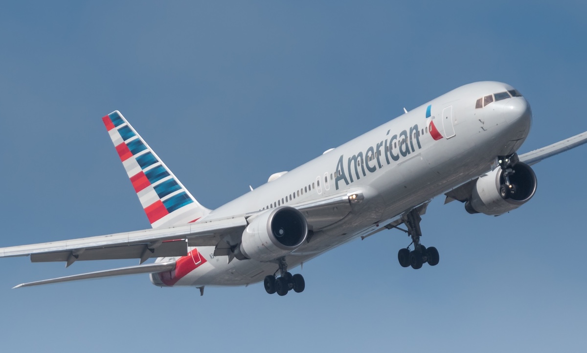 pymnts.com - PYMNTS - American Airlines Lets Loyalty Program Members Combine Cash and Miles
