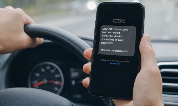Scams Move From the Inbox to the Text Screen