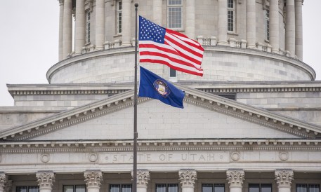 Utah'ın sağlık yapay zekası kum havuzu, düzenleyici denetimin sınırlarını test ediyor